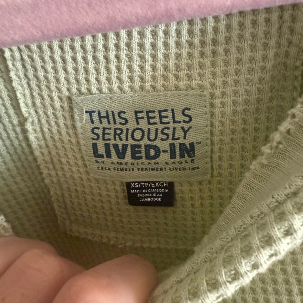 AMERICAN EAGLE LIGHT GREEN BIG HUG LONG SLEEVE WAFFLE PULLOVER TOP-XS - Picture 2 of 4